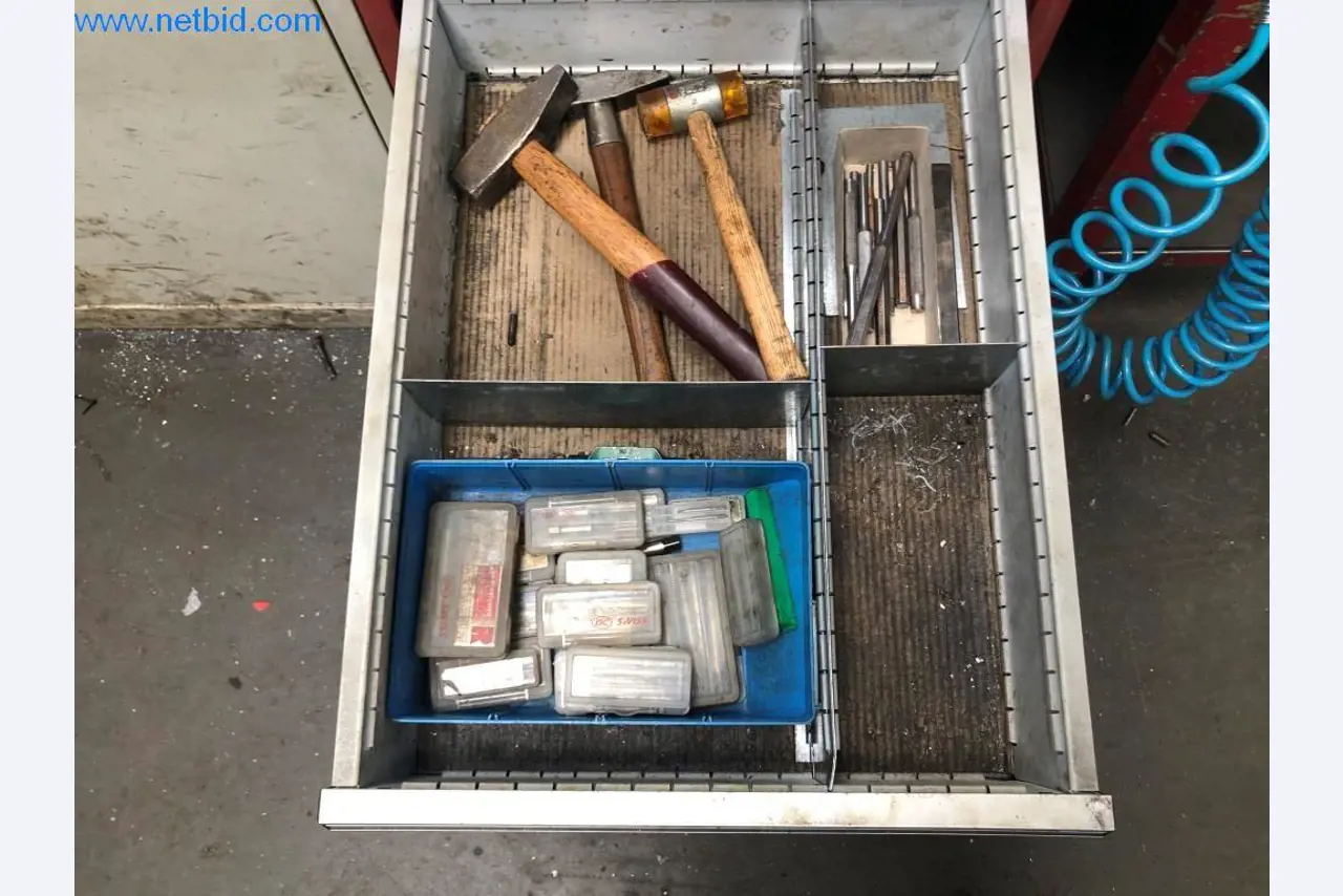 Machinery and equipment (Aluminium diecasting cells from the closing of a large automotive supplier)-4