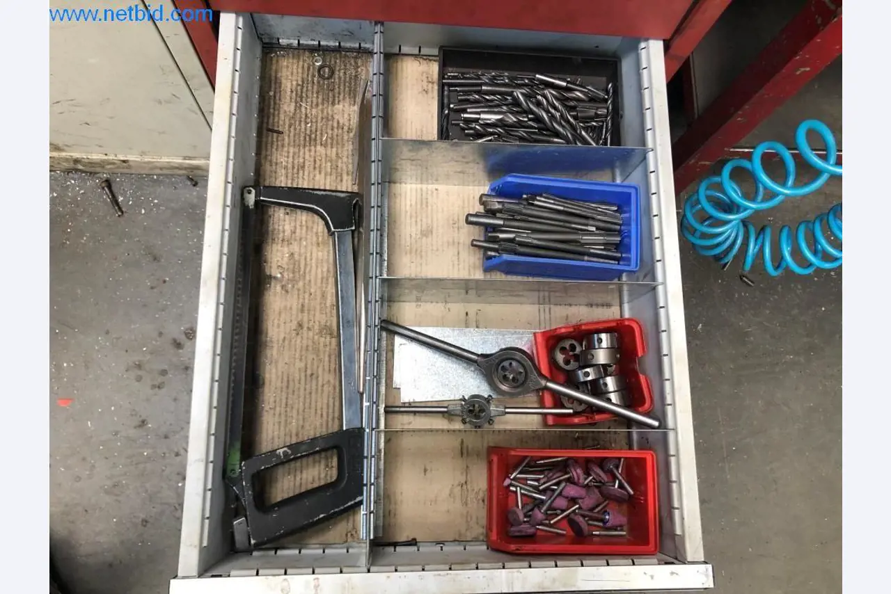 Machinery and equipment (Aluminium diecasting cells from the closing of a large automotive supplier)-5