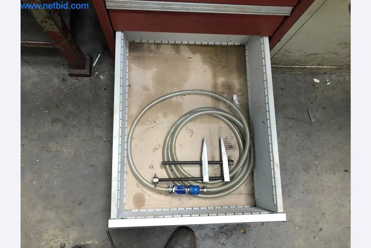 Machines et installations (moulage sous pression d'aluminium pour l'industrie automobile et ses sous-traitants)-5