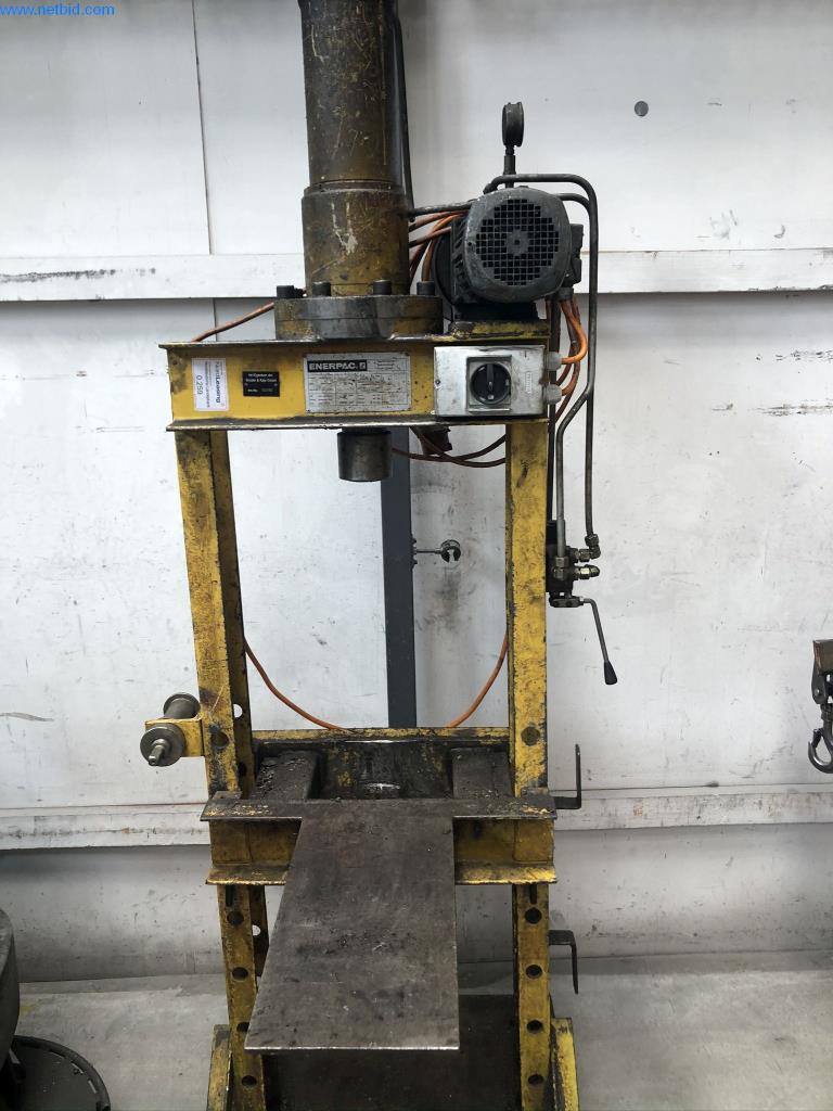 Maschinen und Anlagen (Aluminiumdruckguss für die Automobil- und Automobilzulieferindustrie)-1