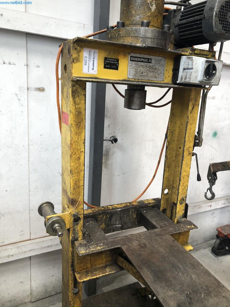 Maschinen und Anlagen (Aluminiumdruckguss für die Automobil- und Automobilzulieferindustrie)-4