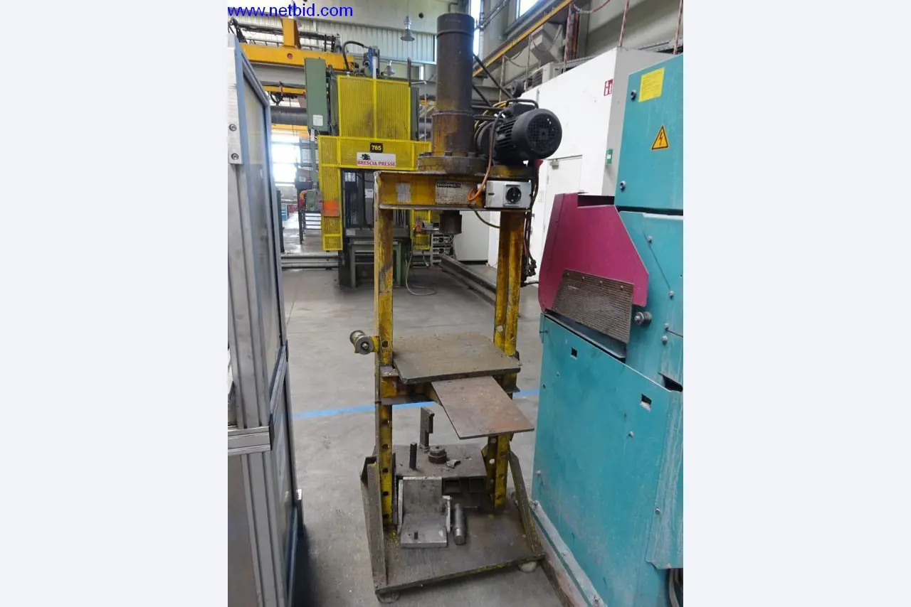 Machinery and equipment (Aluminium diecasting cells from the closing of a large automotive supplier)-6