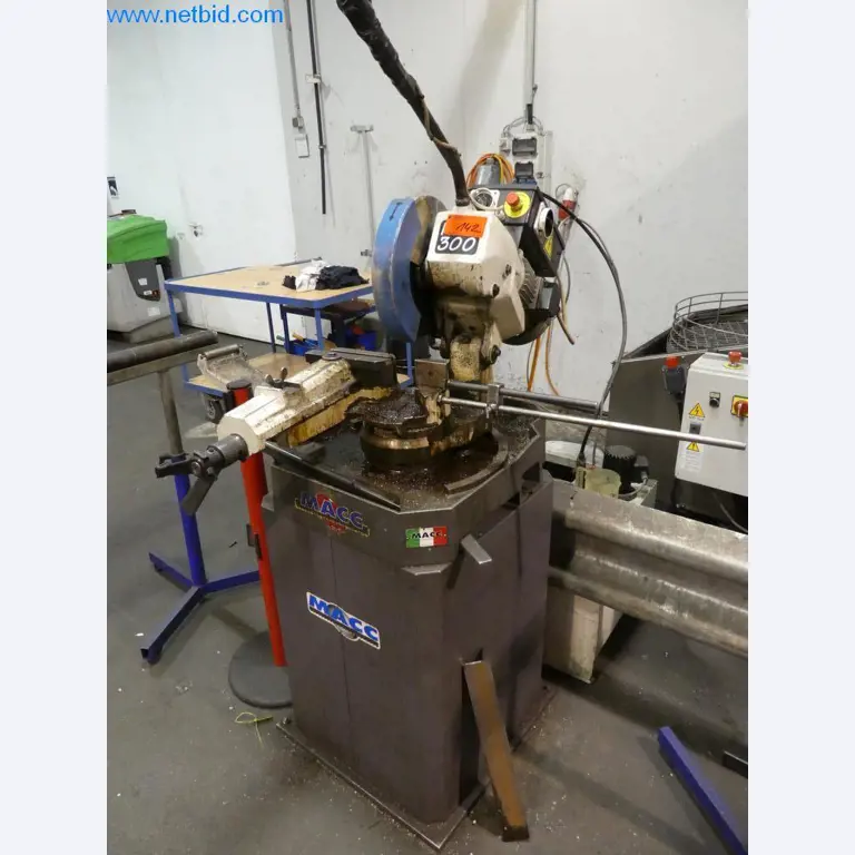 Machinery and equipment (Aluminium diecasting cells from the closing of a large automotive supplier)-1