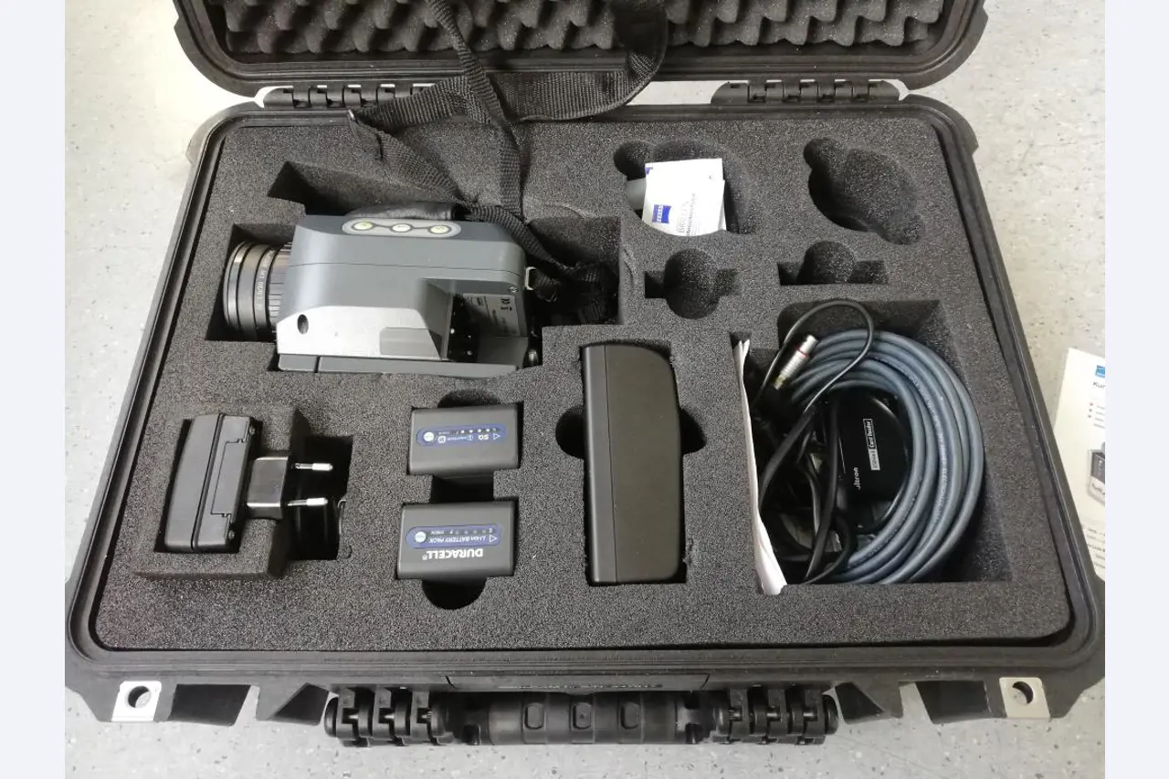 Machinery and equipment (Aluminium diecasting cells from the closing of a large automotive supplier)-5