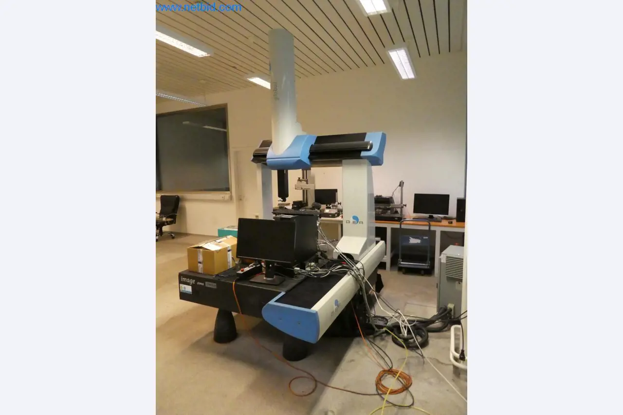 Máquinas e sistemas (fundição injectada de alumínio para a indústria automóvel e de fornecimento automóvel)-2