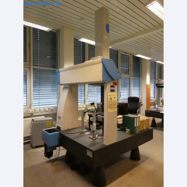 Máquinas e sistemas (fundição injectada de alumínio para a indústria automóvel e de fornecimento automóvel)-5