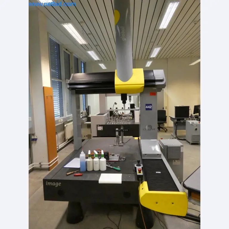 Máquinas e sistemas (fundição injectada de alumínio para a indústria automóvel e de fornecimento automóvel)-2