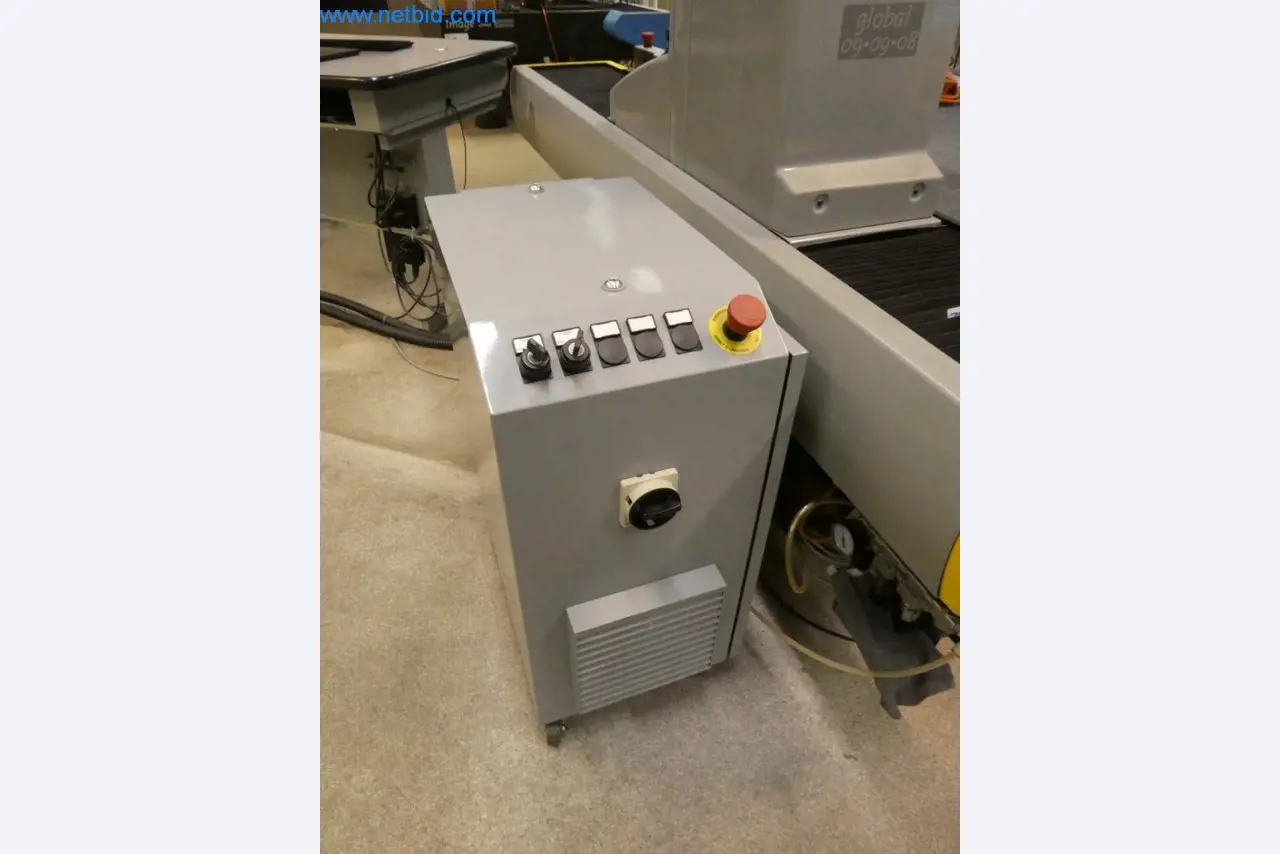 Máquinas e sistemas (fundição injectada de alumínio para a indústria automóvel e de fornecimento automóvel)-7