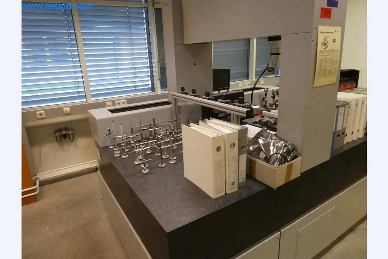 Máquinas e sistemas (fundição injectada de alumínio para a indústria automóvel e de fornecimento automóvel)-4