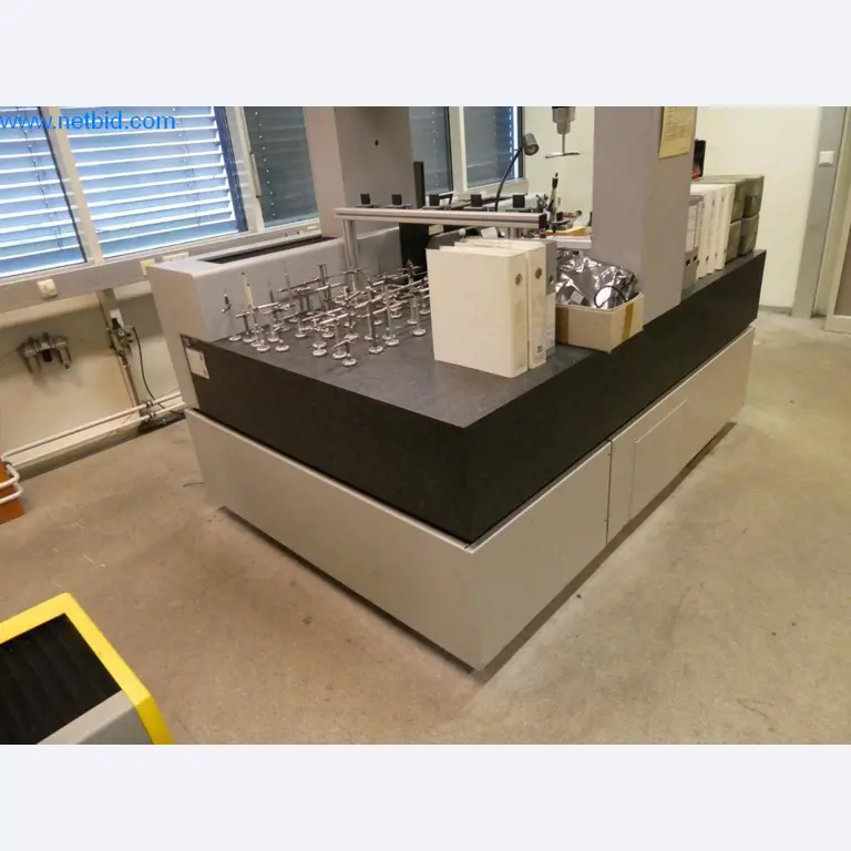 Máquinas e sistemas (fundição injectada de alumínio para a indústria automóvel e de fornecimento automóvel)-5