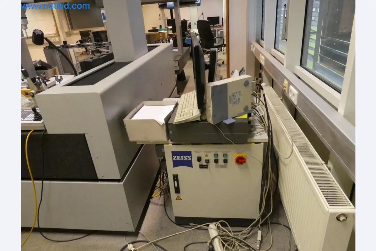 Máquinas e sistemas (fundição injectada de alumínio para a indústria automóvel e de fornecimento automóvel)-7