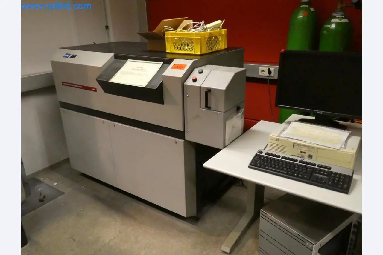 Máquinas e sistemas (fundição injectada de alumínio para a indústria automóvel e de fornecimento automóvel)-1