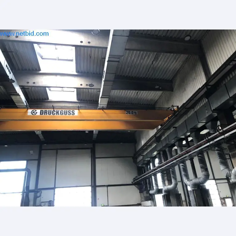 Máquinas e sistemas (fundição injectada de alumínio para a indústria automóvel e de fornecimento automóvel)-11