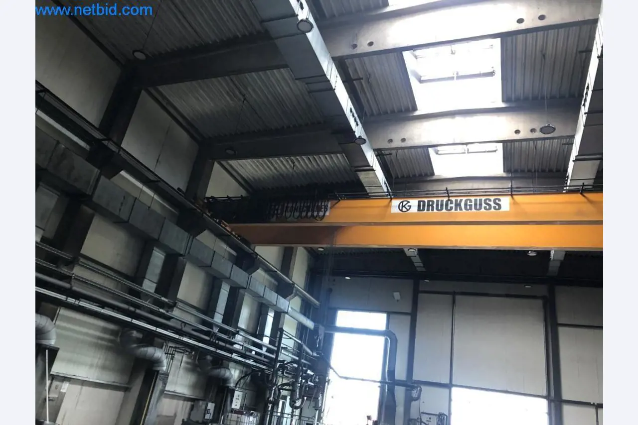 Máquinas e sistemas (fundição injectada de alumínio para a indústria automóvel e de fornecimento automóvel)-12