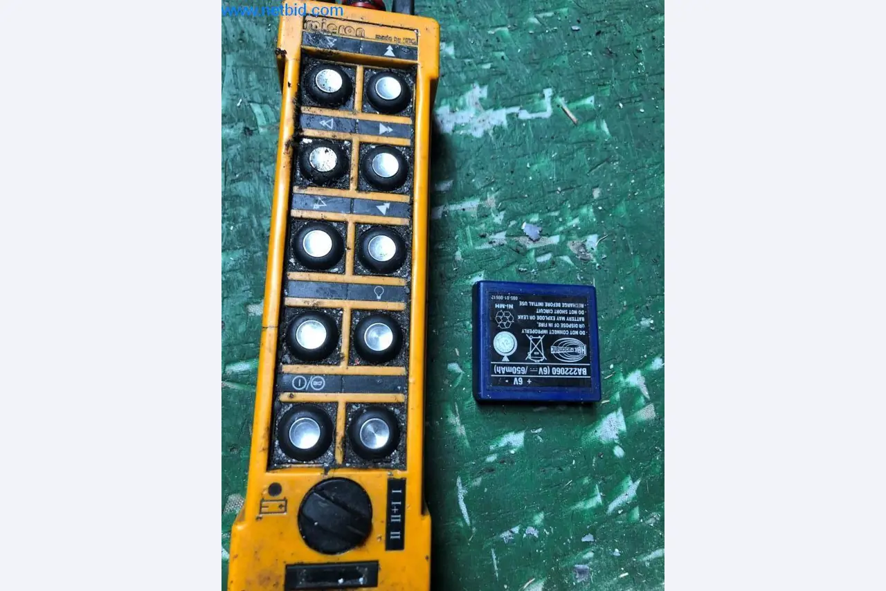 Máquinas e sistemas (fundição injectada de alumínio para a indústria automóvel e de fornecimento automóvel)-2