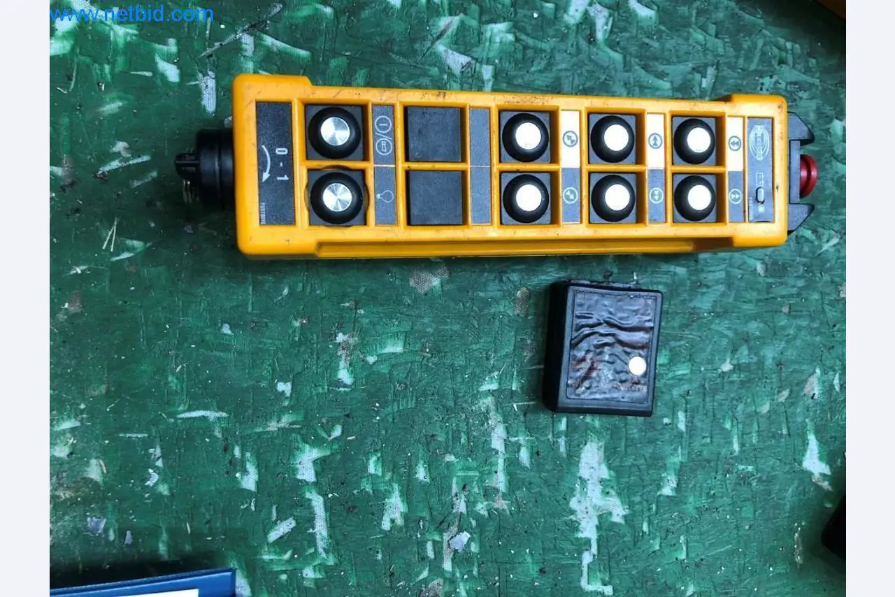 Máquinas e sistemas (fundição injectada de alumínio para a indústria automóvel e de fornecimento automóvel)-9