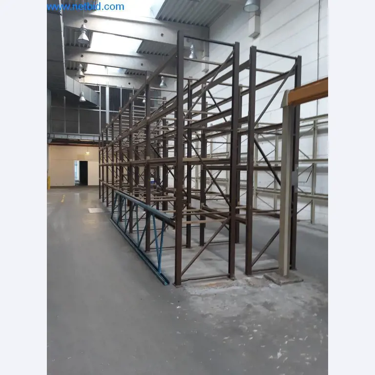 Máquinas e sistemas (fundição injectada de alumínio para a indústria automóvel e de fornecimento automóvel)-1