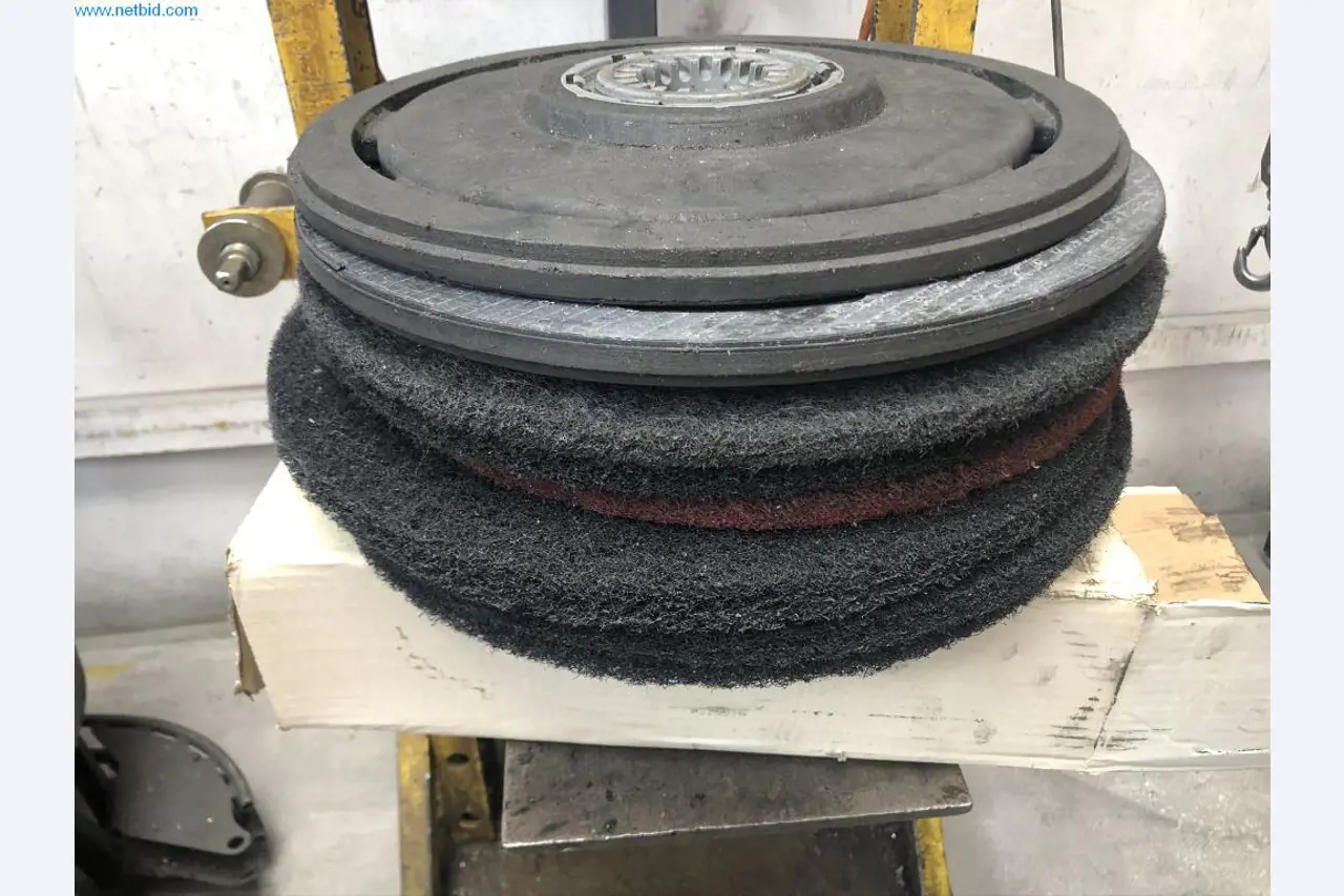 Machinery and equipment (Aluminium diecasting cells from the closing of a large automotive supplier)-5