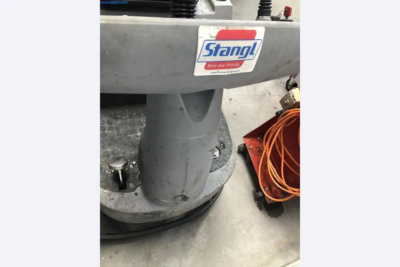 Machinery and equipment (Aluminium diecasting cells from the closing of a large automotive supplier)-7