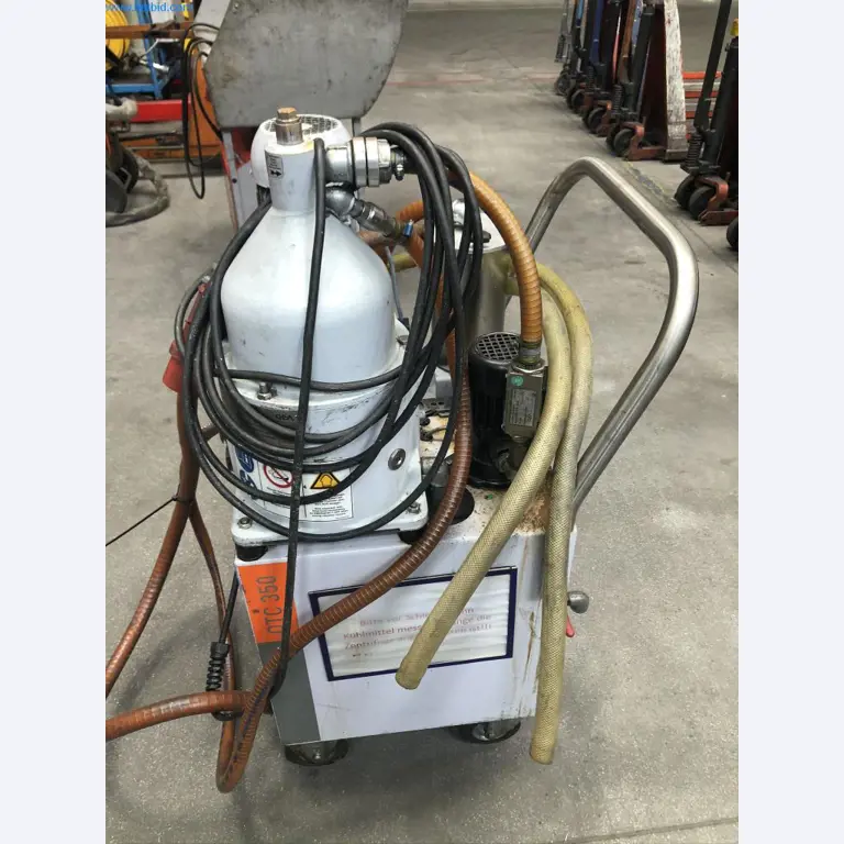 Máquinas e sistemas (fundição injectada de alumínio para a indústria automóvel e de fornecimento automóvel)-3