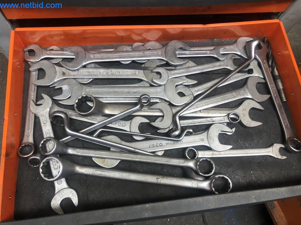 Máquinas e sistemas (fundição injectada de alumínio para a indústria automóvel e de fornecimento automóvel)-5