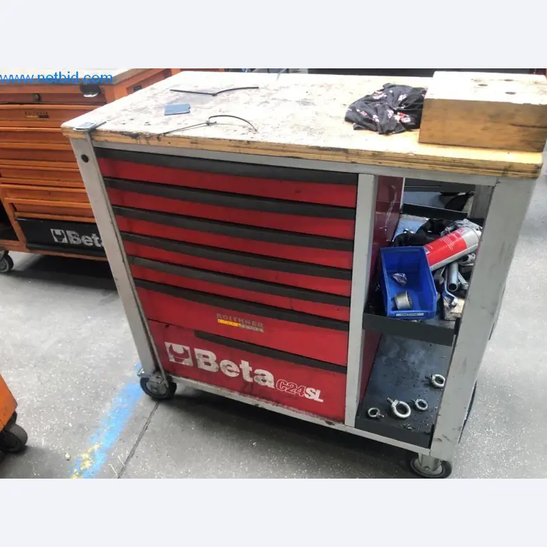 Máquinas e sistemas (fundição injectada de alumínio para a indústria automóvel e de fornecimento automóvel)-1