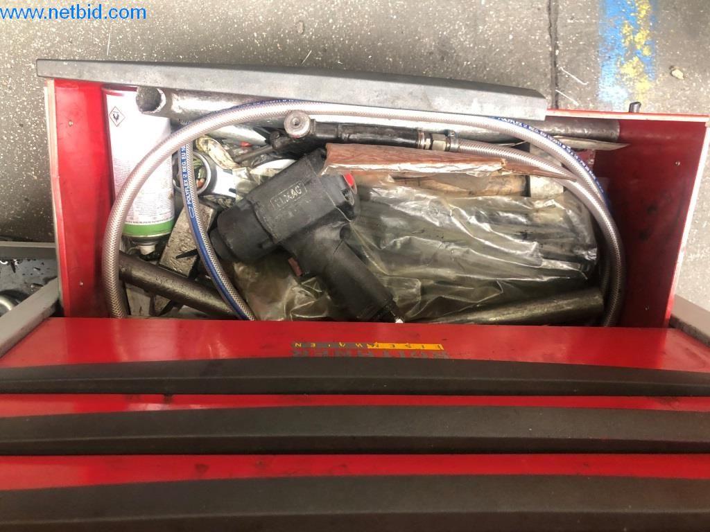 Machinery and equipment (Aluminium diecasting cells from the closing of a large automotive supplier)-8