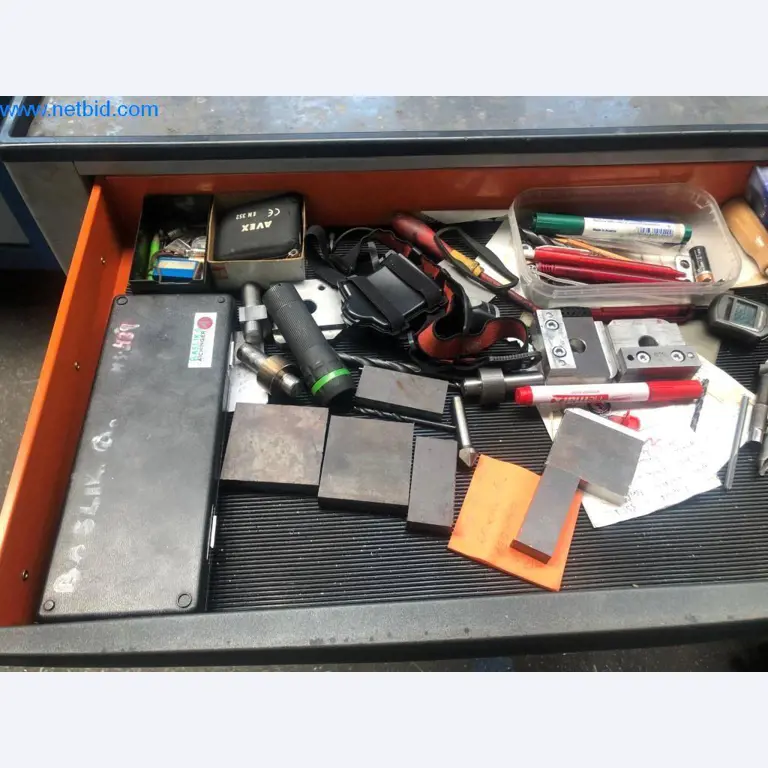 Stroje a systémy (tlakové lití hliníku pro automobilový a dodavatelský průmysl)-2