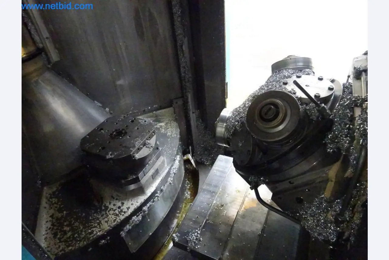 Máquinas e sistemas (fundição injectada de alumínio para a indústria automóvel e de fornecimento automóvel)-10