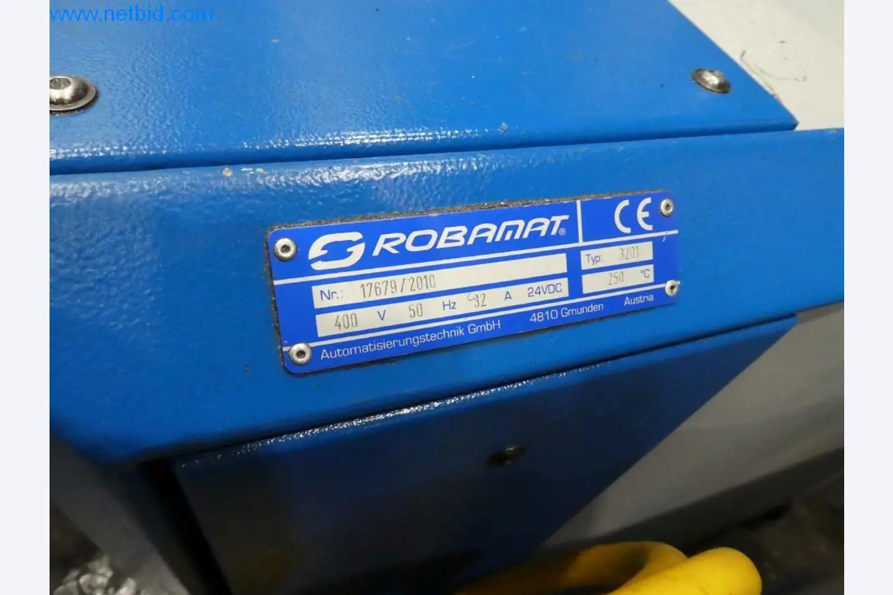 Máquinas e sistemas (fundição injectada de alumínio para a indústria automóvel e de fornecimento automóvel)-2