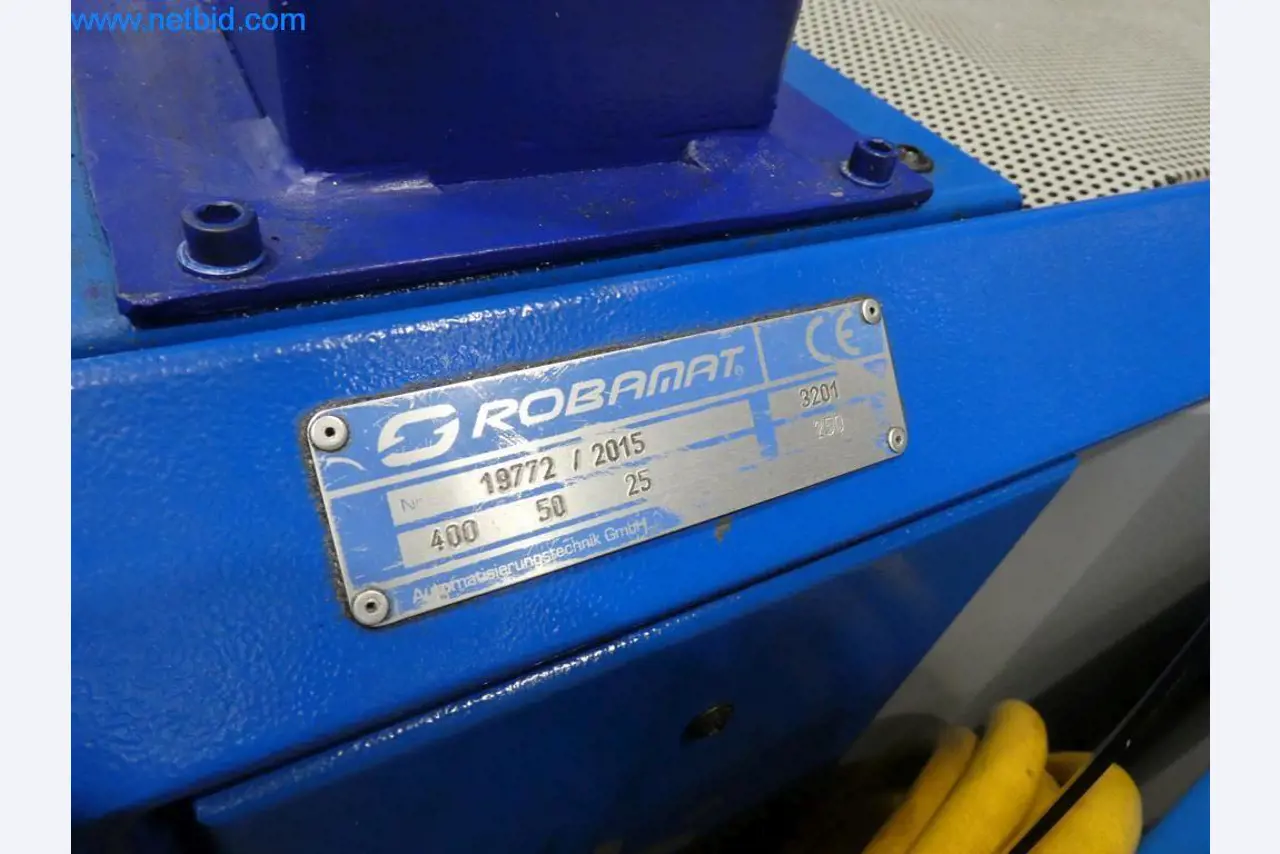 Máquinas e sistemas (fundição injectada de alumínio para a indústria automóvel e de fornecimento automóvel)-2