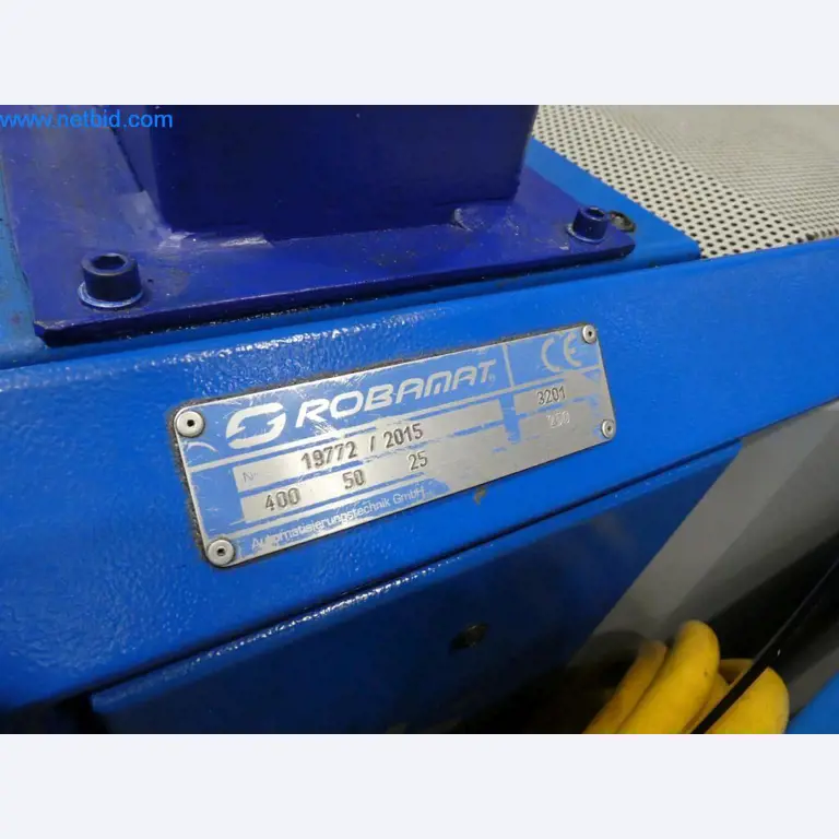 Máquinas e sistemas (fundição injectada de alumínio para a indústria automóvel e de fornecimento automóvel)-2