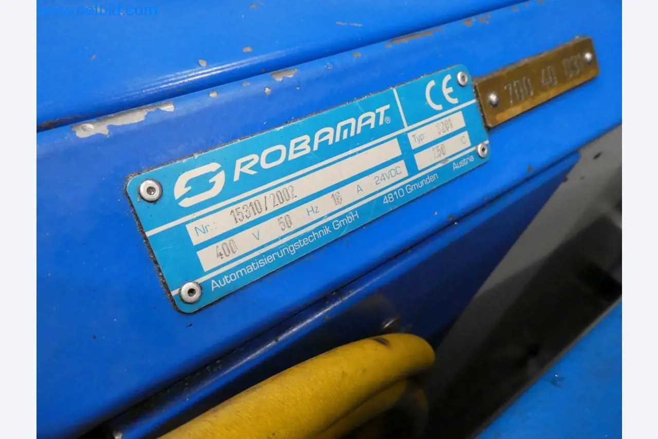 Máquinas e sistemas (fundição injectada de alumínio para a indústria automóvel e de fornecimento automóvel)-2