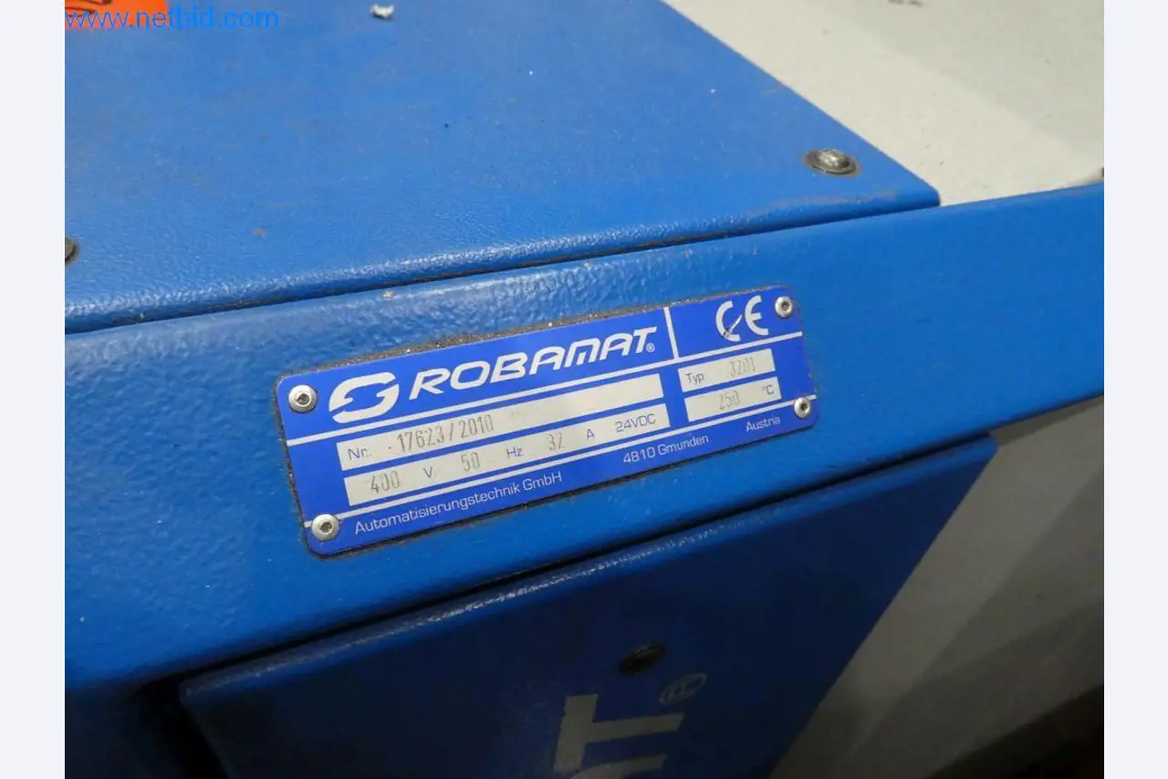 Máquinas e sistemas (fundição injectada de alumínio para a indústria automóvel e de fornecimento automóvel)-2