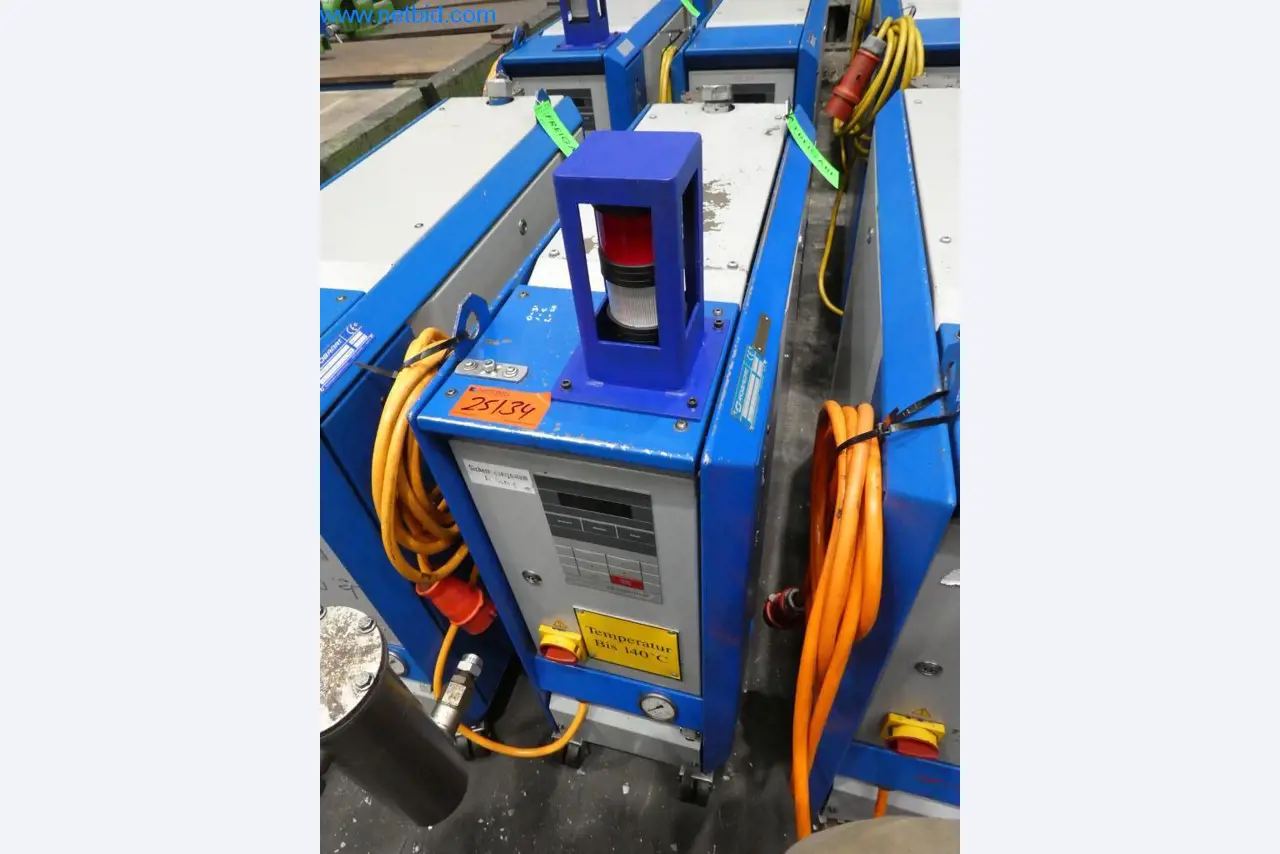 Máquinas e sistemas (fundição injectada de alumínio para a indústria automóvel e de fornecimento automóvel)-1