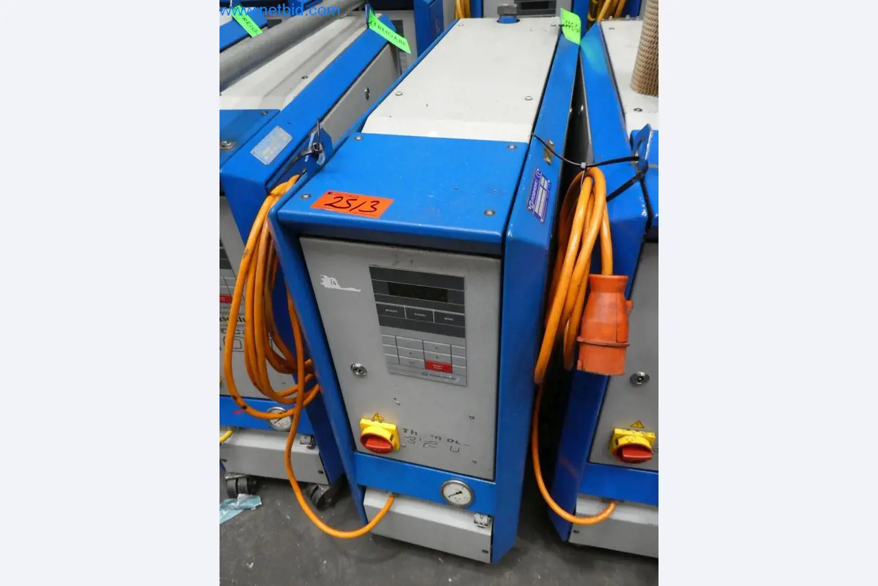 Máquinas e sistemas (fundição injectada de alumínio para a indústria automóvel e de fornecimento automóvel)-1