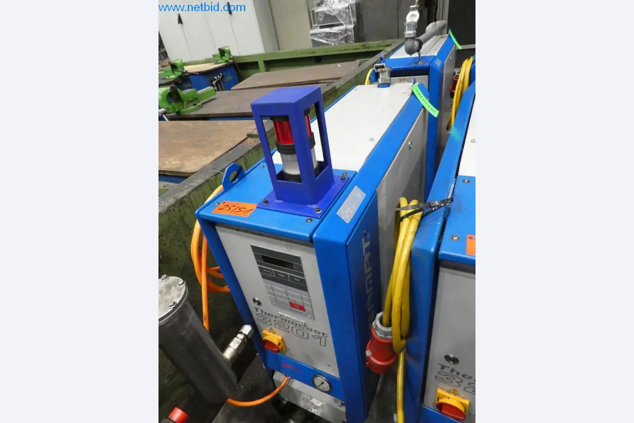 Machinery and equipment (Aluminium diecasting cells from the closing of a large automotive supplier)-1