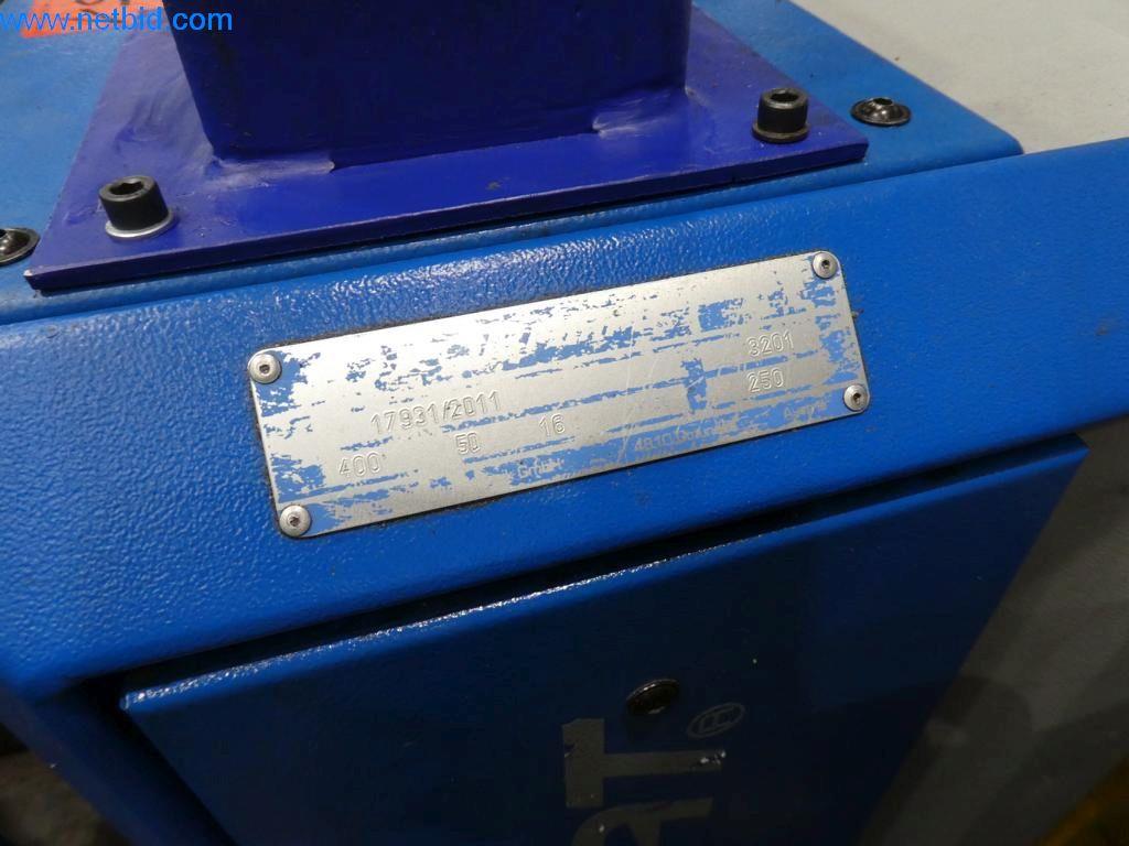 Machinery and equipment (Aluminium diecasting cells from the closing of a large automotive supplier)-2