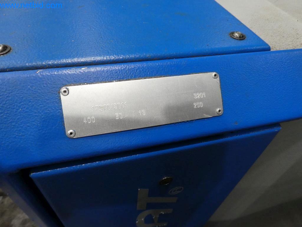 Machinery and equipment (Aluminium diecasting cells from the closing of a large automotive supplier)-2