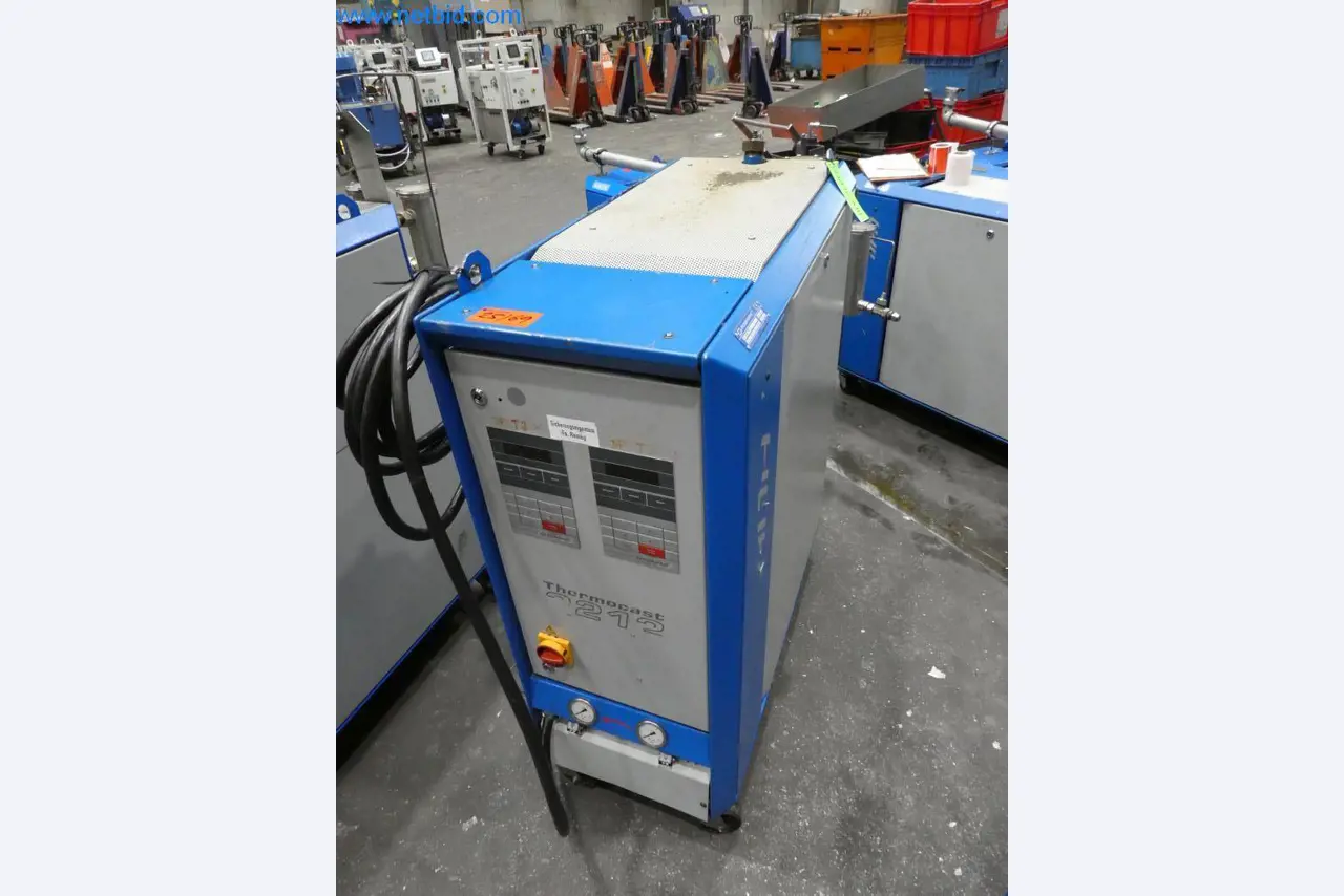 Machinery and equipment (Aluminium diecasting cells from the closing of a large automotive supplier)-1