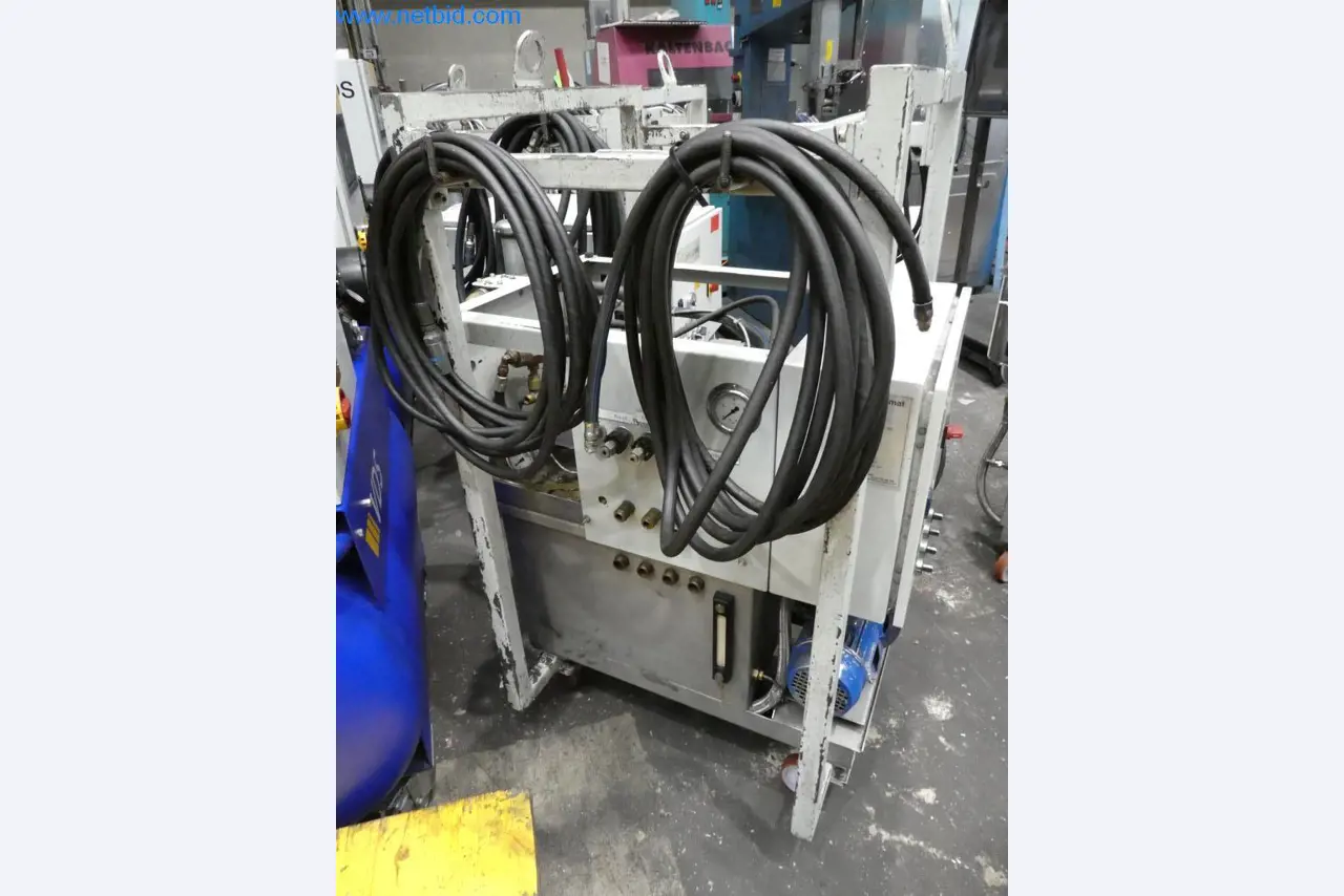 Machinery and equipment (Aluminium diecasting cells from the closing of a large automotive supplier)-2