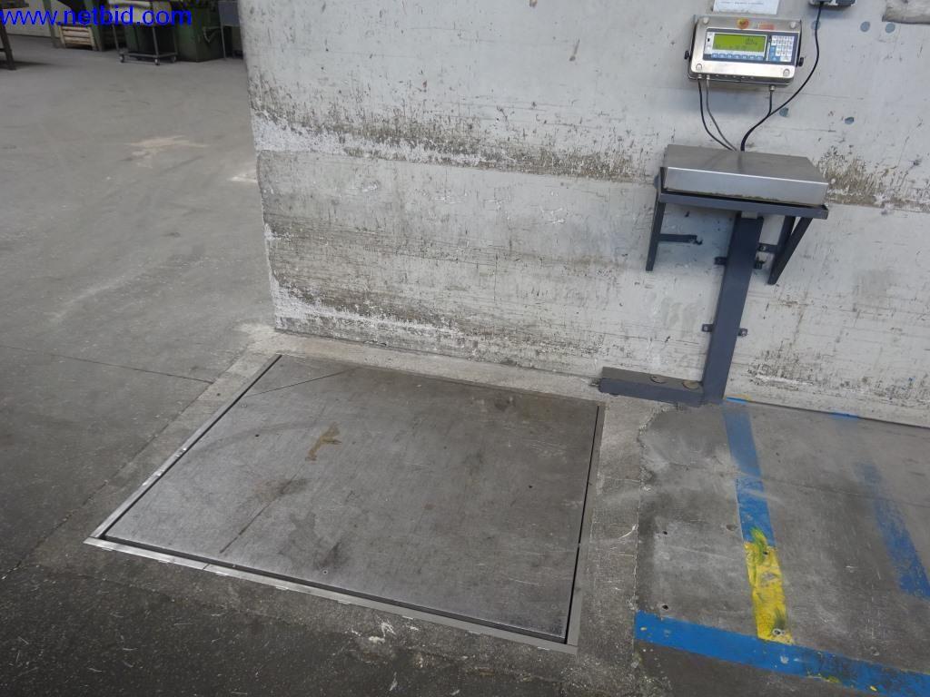 Machinery and equipment (Aluminium diecasting cells from the closing of a large automotive supplier)-10