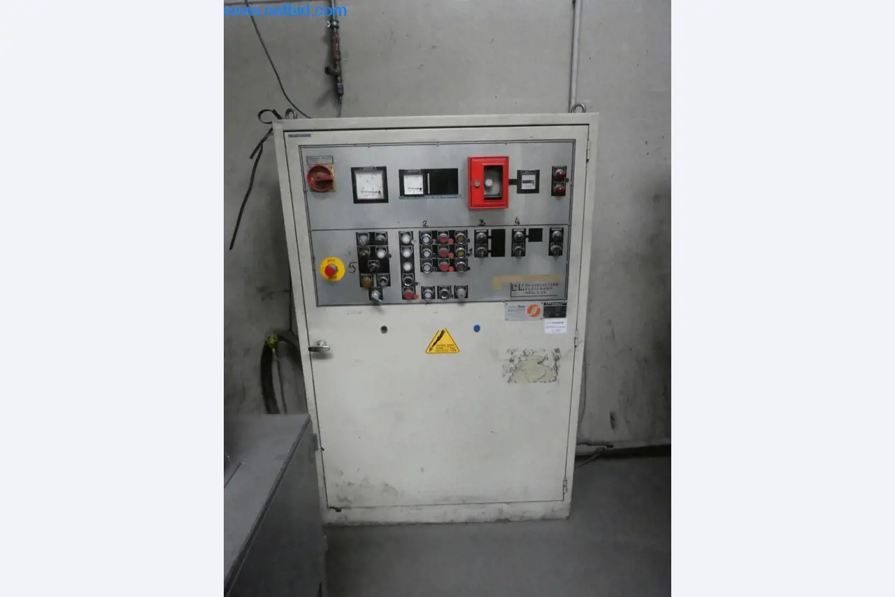 Máquinas e sistemas (fundição injectada de alumínio para a indústria automóvel e de fornecimento automóvel)-5