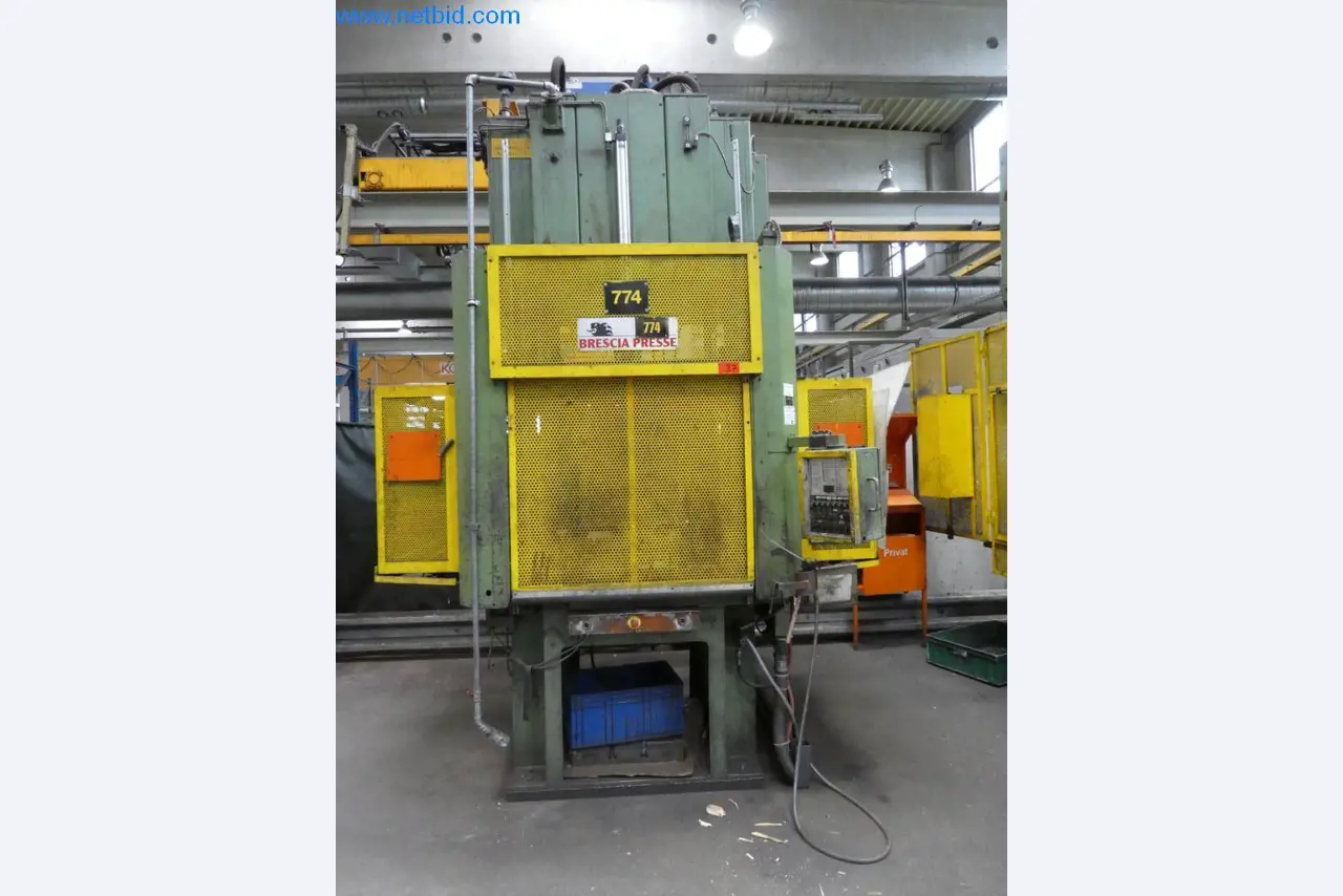 Machinery and equipment (Aluminium diecasting cells from the closing of a large automotive supplier)-1