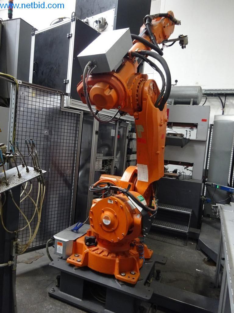 Machinery and equipment (Aluminium diecasting cells from the closing of a large automotive supplier)-1