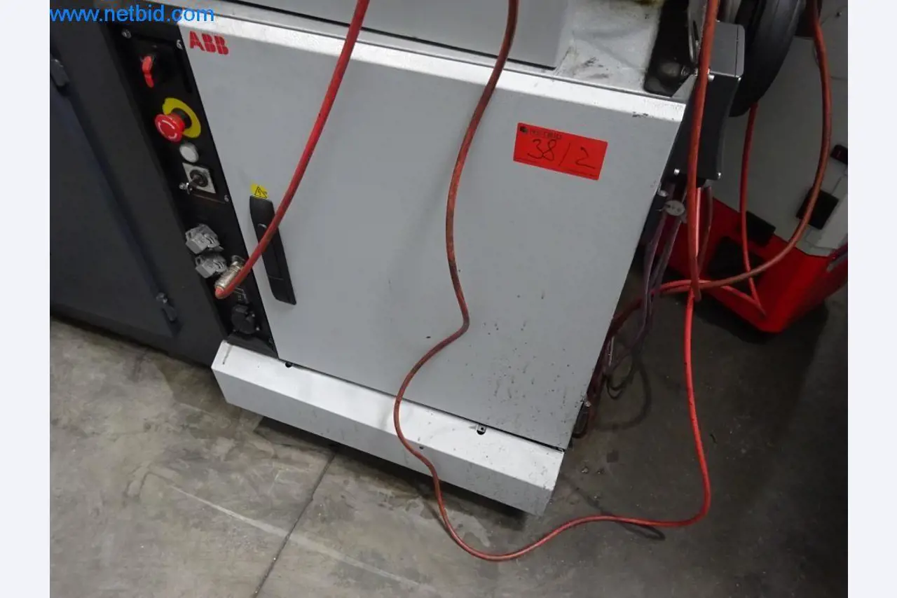 Machinery and equipment (Aluminium diecasting cells from the closing of a large automotive supplier)-2