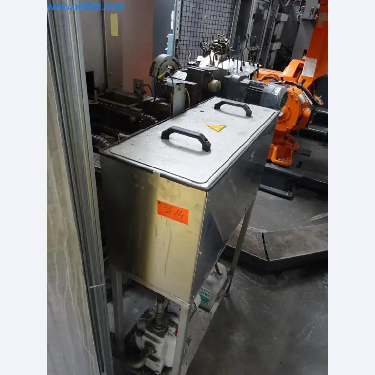 Machinery and equipment (Aluminium diecasting cells from the closing of a large automotive supplier)-3