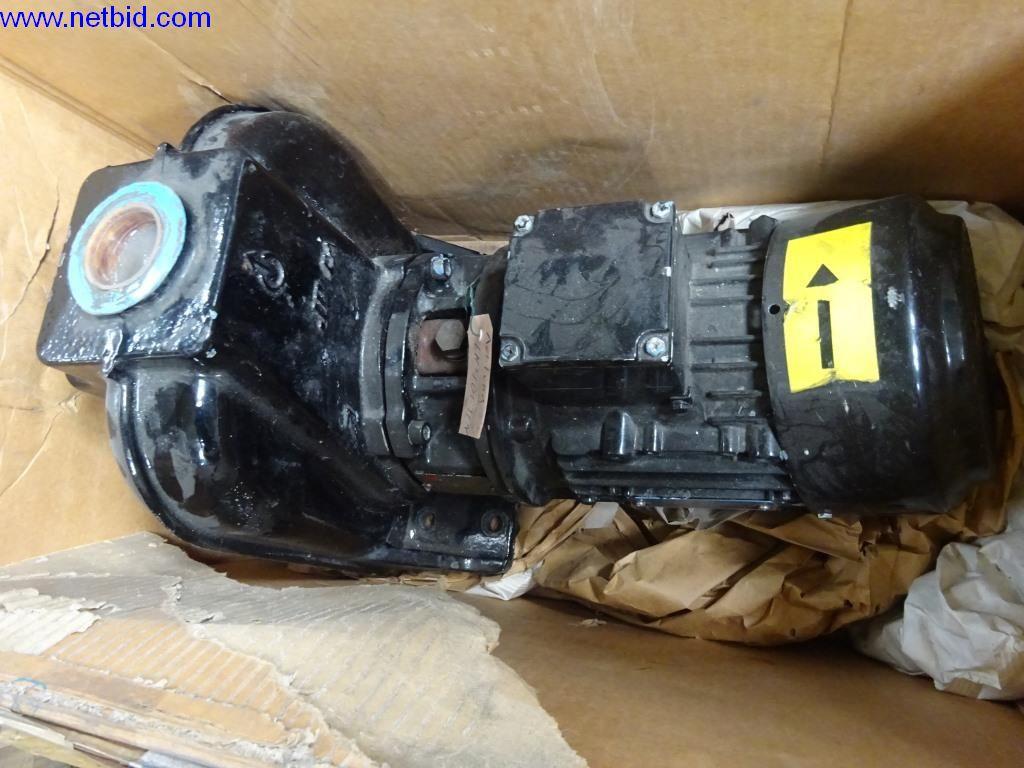 Machinery and equipment (Aluminium diecasting cells from the closing of a large automotive supplier)-7