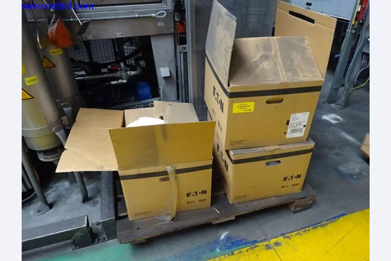 Machinery and equipment (Aluminium diecasting cells from the closing of a large automotive supplier)-8