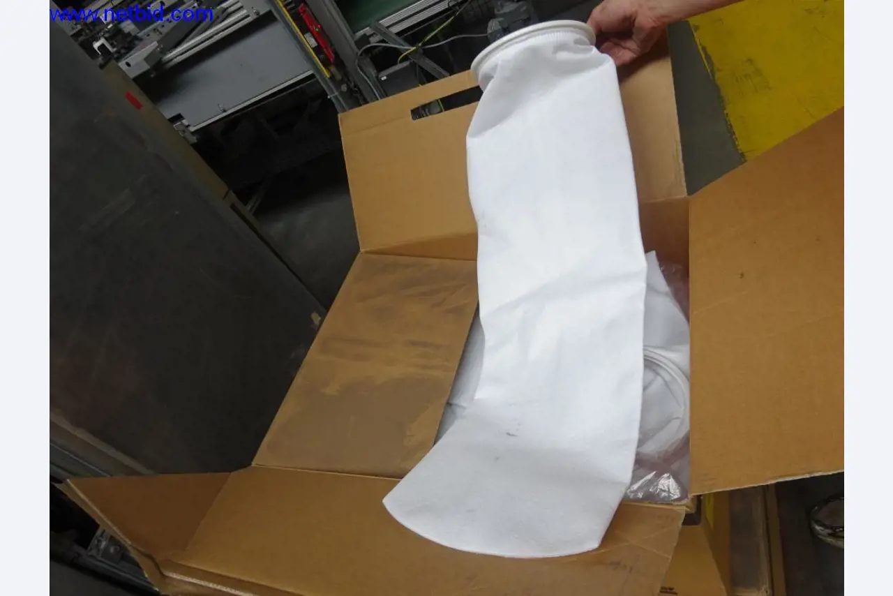 Machinery and equipment (Aluminium diecasting cells from the closing of a large automotive supplier)-9